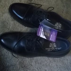 Black leather shoes for crews Johnston & Murphy